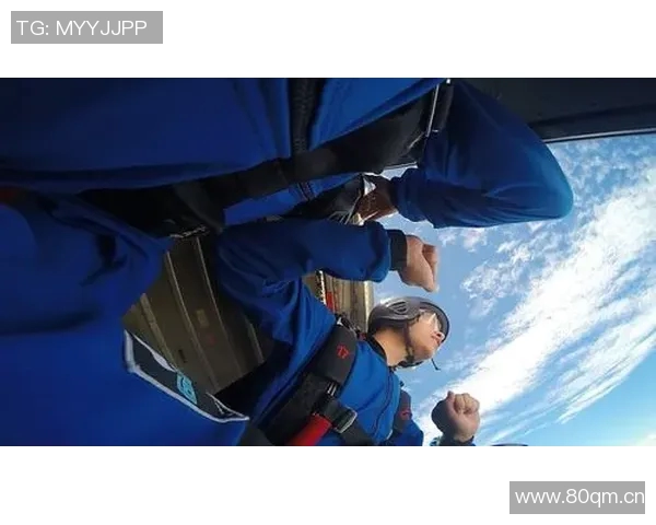 成都极限运动队与上海极限运动队赛后状态分析与复盘探讨 成都极限运动队与上海极限运动队赛后状态分析与复盘探讨